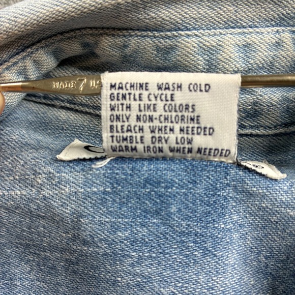 Cherokee Men's Denim Shirt Blue Size XL Collared Long Sleeve Cotton Thrashed VTG - Picture 11 of 16